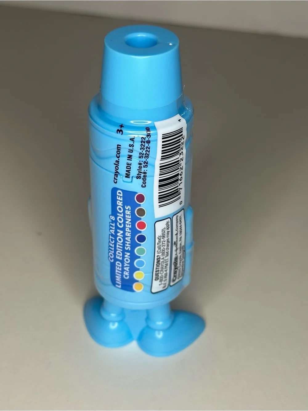 Crayola Limited Edition Blizzard Blue Retired Colors Crayon Sharpener Blizz NEW